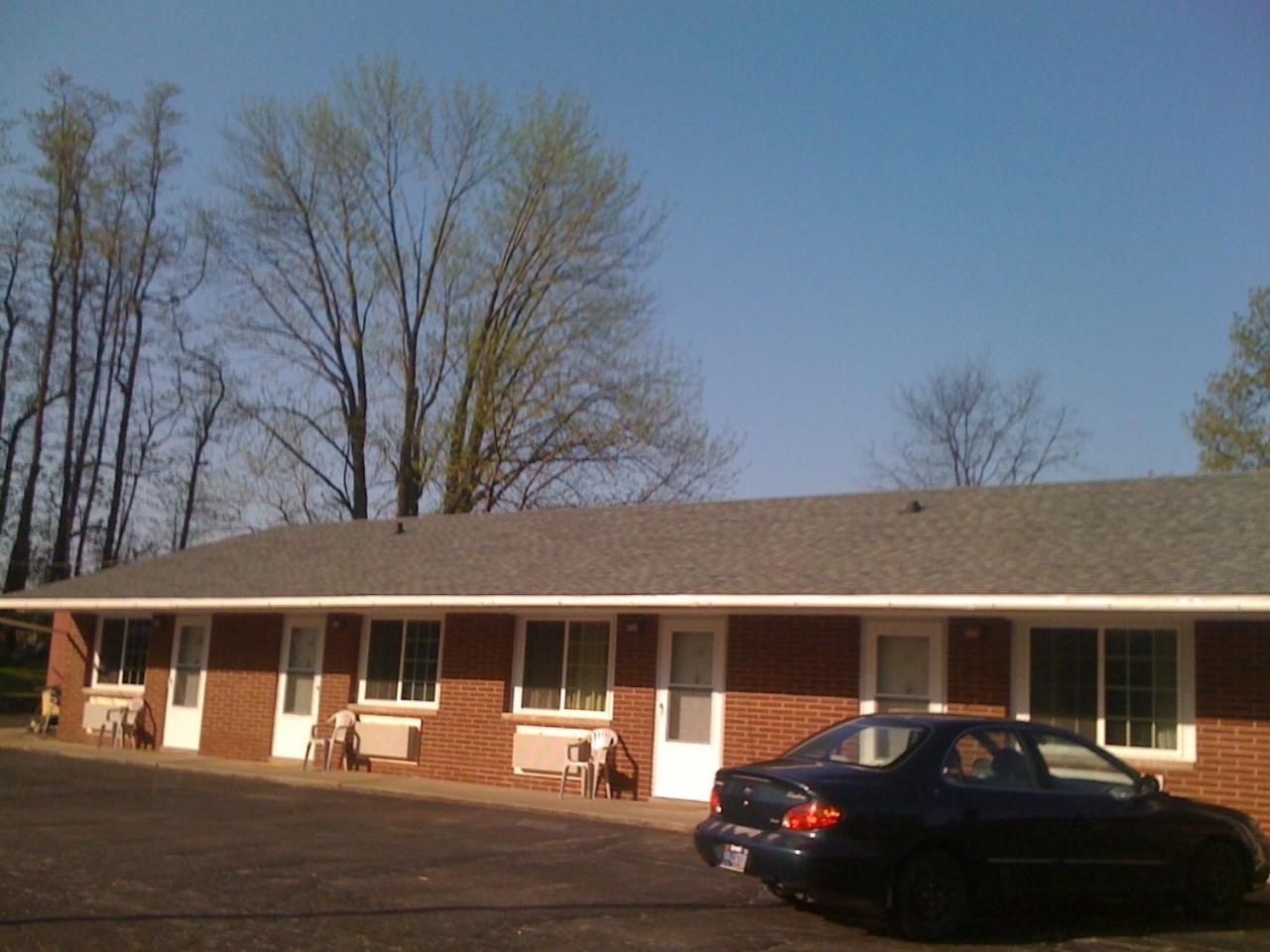 Cool Springs Inn Michigan City Exterior photo